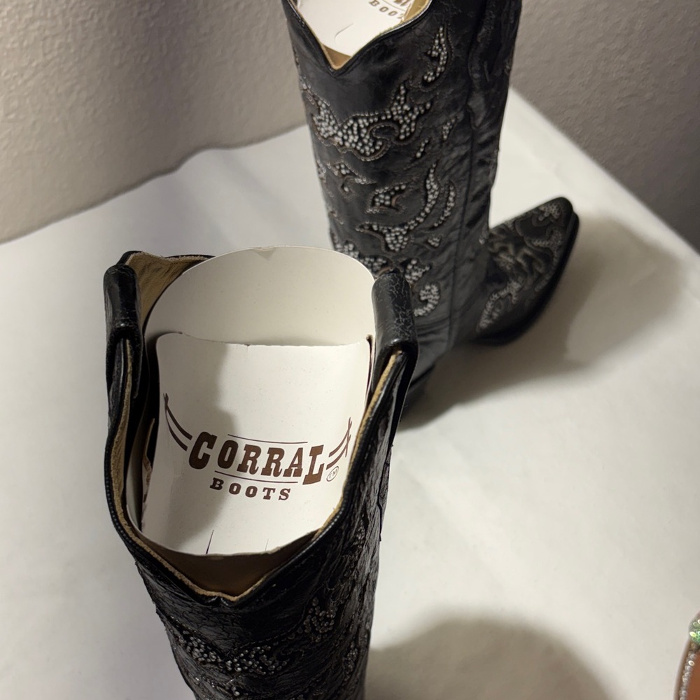 Corral Boots Black Embellished Mid Calf Western Boots - Women's - Picture 6 of 6